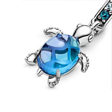 Load image into Gallery viewer, Murano Glass Sea Turtle Charm